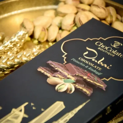 tablete do dubai ,viral, chocolate artesanal, pistáchio, kadayif